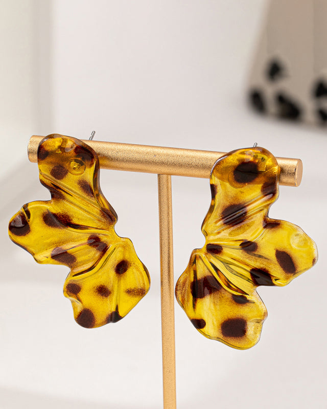 Fashionable and personalized acrylic leopard leaf flower earrings